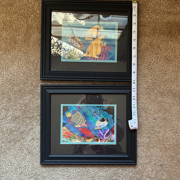 Pair of colorful Artist’s prints of tropical fish, 12” x 10”, in black frames - Picture 8 of 11